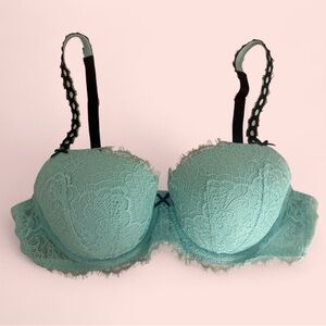 Victoria’s Secret Lace Underwire Bra, lined Demi, dream angels